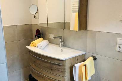 04_apart_bergkristall_nauders_badezimmer.jpg