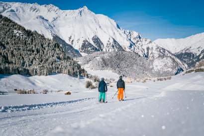 TVB-Tiroler-Oberland-Nauders-Flo-Albert-Skifahren-Dorfabfahrt.jpg